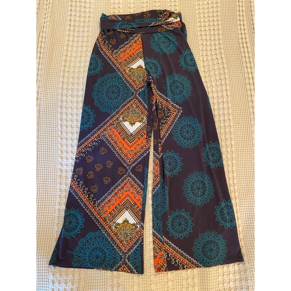 Bobbie Brooks Navy Patterened Silky Feel Wide Plazzo Stretchy Size Medium Pants - Picture 2 of 10